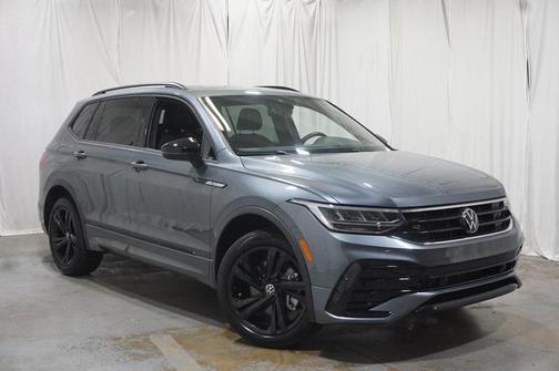 2024 Volkswagen Tiguan 2.0T SE R-Line Black 4MOTION