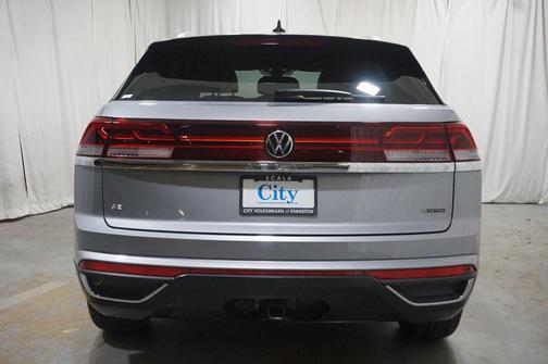 2024 Volkswagen Atlas Cross Sport 2.0T SE w/Technology 4MOTION