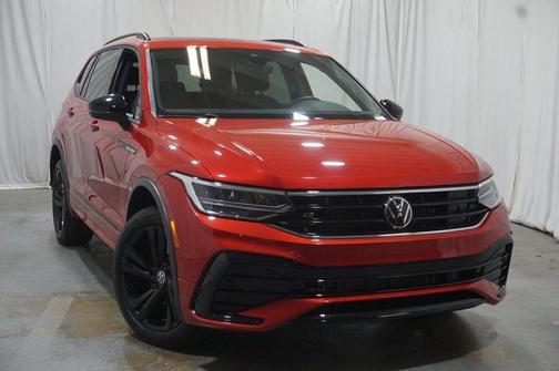 2024 Volkswagen Tiguan 2.0T SE R-Line Black 4MOTION