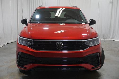 2024 Volkswagen Tiguan 2.0T SE R-Line Black 4MOTION