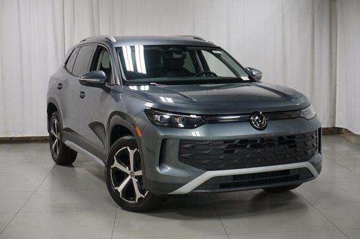 2025 Volkswagen Tiguan 2.0T SE 4MOTION