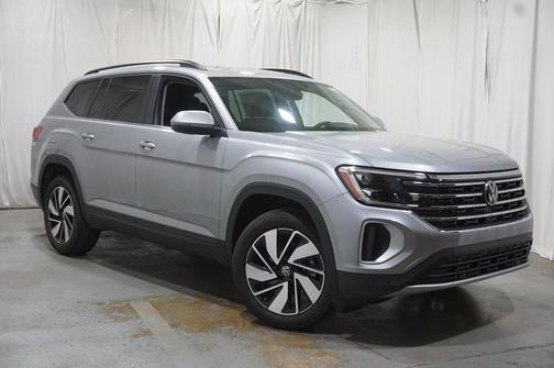 2025 Volkswagen Atlas 2.0T SE w/Technology 4MOTION
