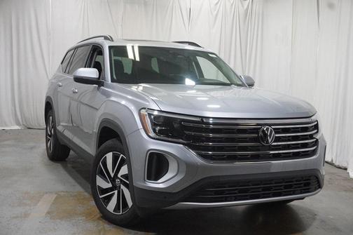 2025 Volkswagen Atlas 2.0T SE w/Technology 4MOTION