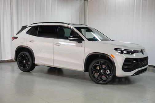 2026 Volkswagen Tiguan 2.0T SE R-Line Black 4MOTION