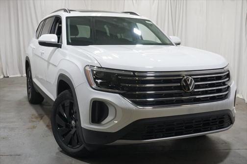 2025 Volkswagen Atlas 2.0T SE w/Technology 4MOTION