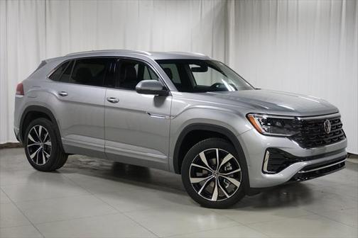 2025 Volkswagen Atlas Cross Sport 2.0T SEL Premium