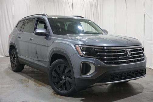 2025 Volkswagen Atlas 2.0T SE w/Technology 4MOTION