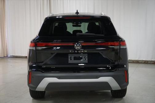 2025 Volkswagen Tiguan 2.0T SE 4MOTION