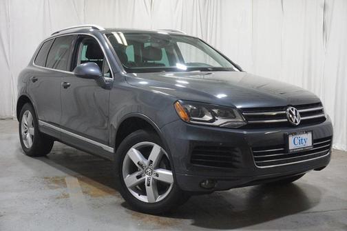 2011 Volkswagen Touareg VR6 Sport