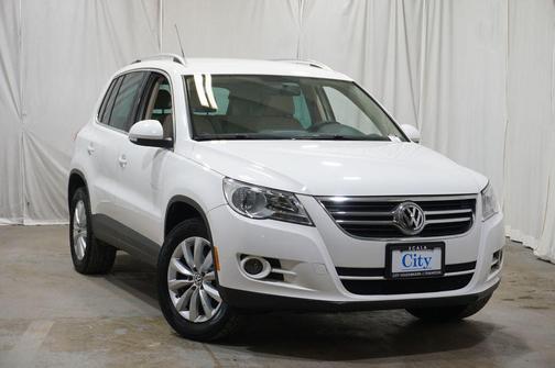 2011 Volkswagen Tiguan SE