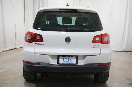 2011 Volkswagen Tiguan SE