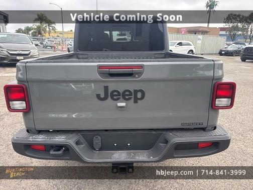 2021 Jeep Gladiator Sport
