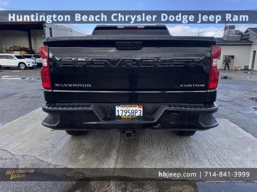2022 Chevrolet Silverado 1500 Custom