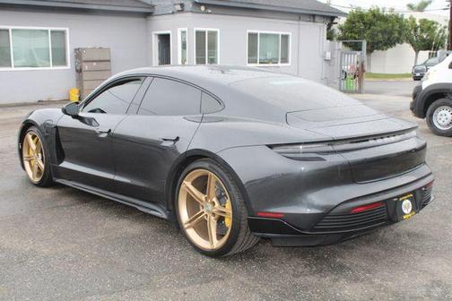2022 Porsche Taycan 4S
