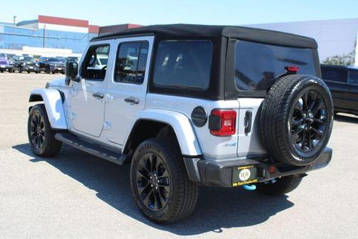 Silver Zynith Clearcoat 2023 Jeep Wrangler 4xe Sahara