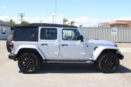 Silver Zynith Clearcoat 2023 Jeep Wrangler 4xe Sahara