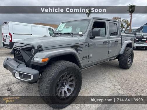 2022 Jeep Gladiator Sport