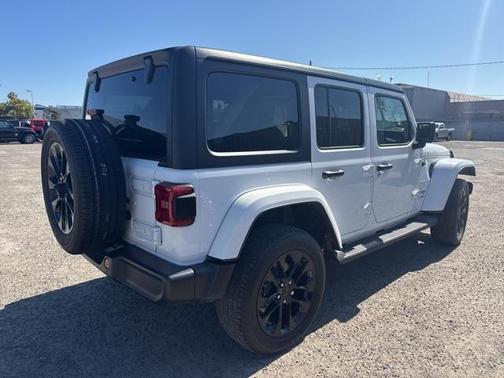 2022 Jeep Wrangler Unlimited 4xe Sahara