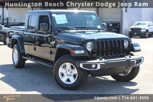 2022 Jeep Gladiator Sport
