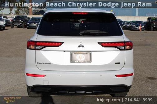 2023 Mitsubishi Outlander SE Black Edition
