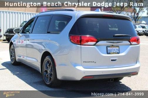 2020 Chrysler Pacifica Touring-L Plus