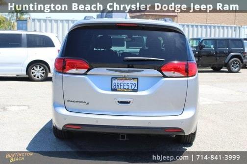 2020 Chrysler Pacifica Touring-L Plus
