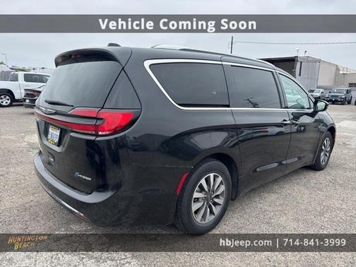 2021 Chrysler Pacifica Hybrid Touring L