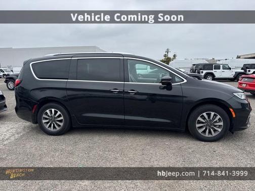 2021 Chrysler Pacifica Hybrid Touring L