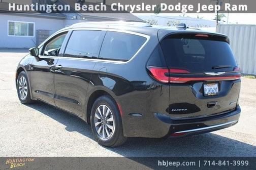 2021 Chrysler Pacifica Hybrid Touring L