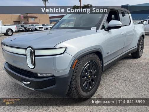 2024 Rivian R1T Adventure Package
