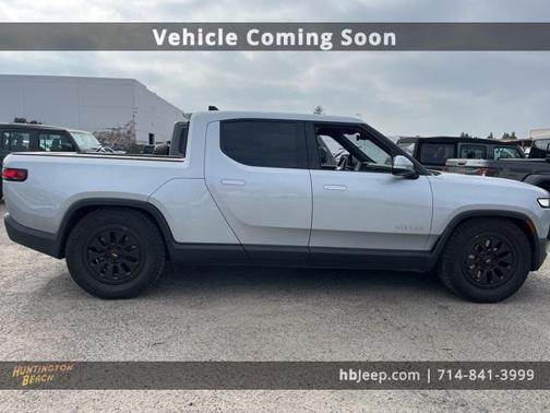2024 Rivian R1T Adventure Package