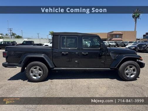 2021 Jeep Gladiator Sport