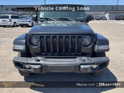 2021 Jeep Gladiator Sport