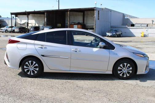 2022 Toyota Prius Prime LE