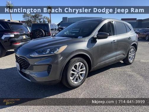 2020 Ford Escape SE