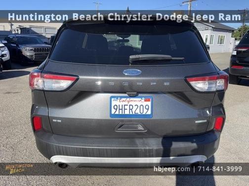 2020 Ford Escape SE