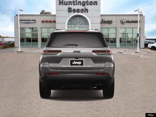 2025 Jeep Grand Cherokee L Laredo