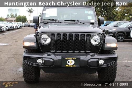 2021 Jeep Gladiator Sport