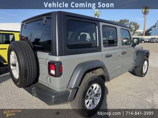Sting Gray Clearcoat 2023 Jeep Wrangler Sport