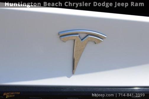 2022 Tesla Model X Base