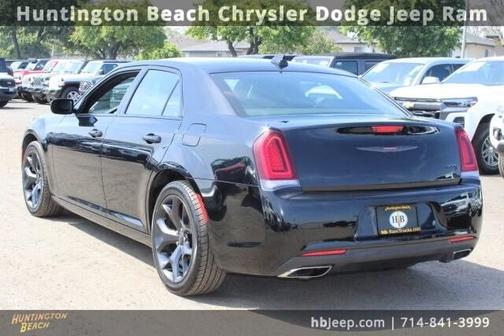 2021 Chrysler 300 S