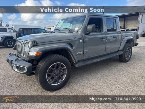 2022 Jeep Gladiator Overland