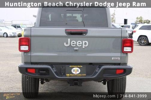 2022 Jeep Gladiator Overland