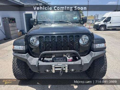 2022 Jeep Gladiator Sport