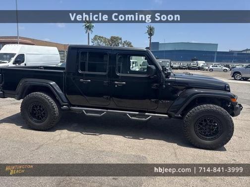 2022 Jeep Gladiator Sport