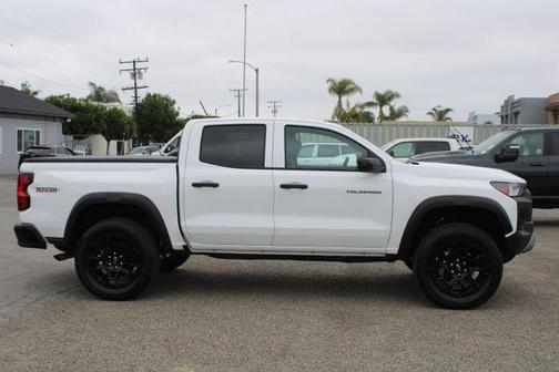 Summit White 2026 Chevrolet Colorado Trail Boss