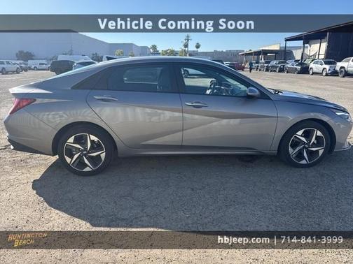 2023 Hyundai ELANTRA SEL