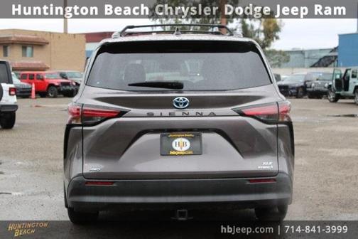 2022 Toyota Sienna XLE