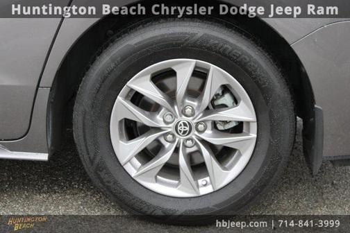 2022 Toyota Sienna XLE