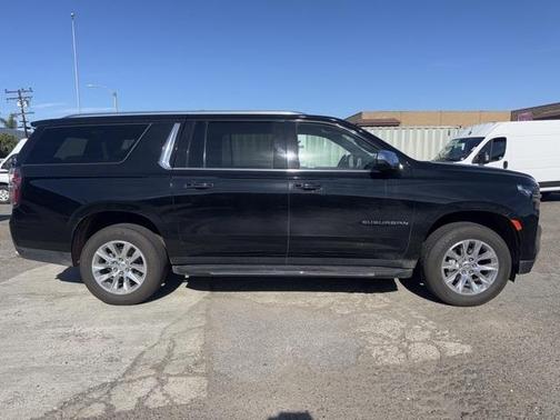 2024 Chevrolet Suburban Premier